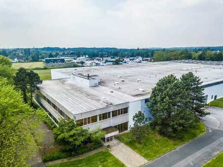 Freistehende Büroimmobilie im Grünen | Ausbau nach Wunsch | Viele Stellplätze | Provisionsfrei