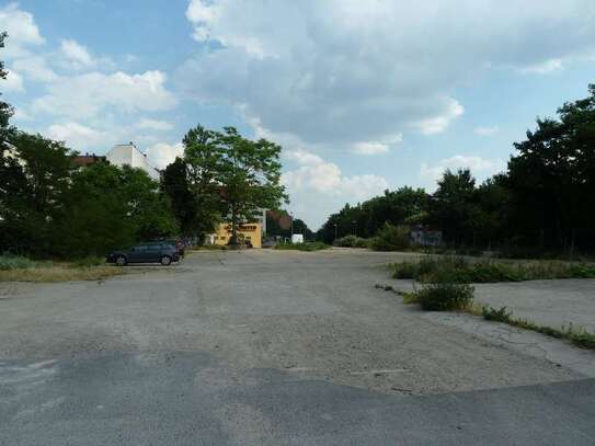 Außenstellplätze in Berlin-Prenzlauer Berg - nahe S-/U-Bhf. Schönhauser Allee