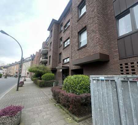 Wunderschöne helle 3- Zimmer Wohnung mit Balkon und Weitblick ins Grüne in Rhein- und Uninähe