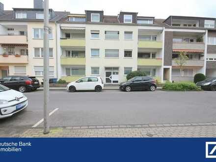 Ihr Einstieg in die Immobilienwelt: Renovierungsbedürftige Wohnung mit Garage in Leverkusen-Opladen