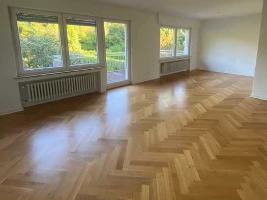 *** Stilvolle 3-Zimmer Wohnung mit großzügigem Balkon in sehr guter, ruhiger Lage in Bonn-Mehlem ***