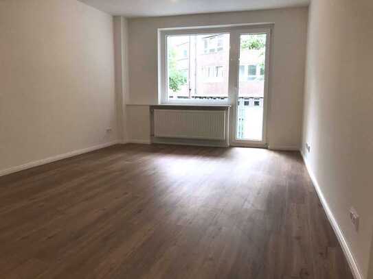 Modernisierte 2-Zimmer Wohnung mit Balkon in Eimsbüttel!