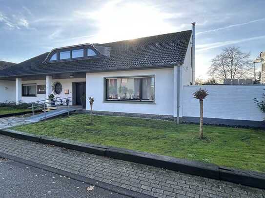 Sonsbeck Repräsentatives freistehendes Einfamilienhaus mit Einliegerwohnung auf 1.980 m² Grundstück