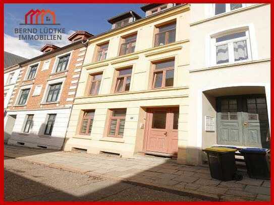 Saniertes und gepflegtes Altstadthaus mit drei Wohneinheiten in Wismar!