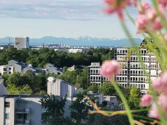 Ⓣ Das Sunrise-Apartment. Saniert. Farbenfrohe Sonnenaufgänge & Abendstimmung. Über Münchens Dächern.