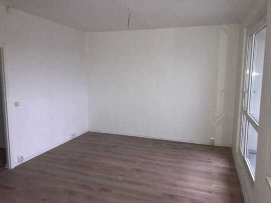 FAMILIENWOHNUNG mit BALKON