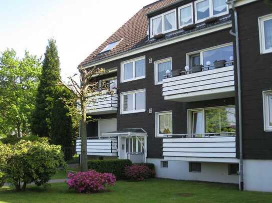 Elegante, hochwertige 2-Zimmer-Wohnung mit Balkon in Essen-Freisenbruch