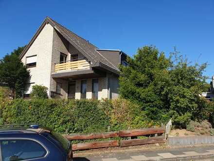 Ruhig gelegenes Einfamilienhaus mit großer Einliegerwhg. in bester Lage von Erftstadt-Bliesheim