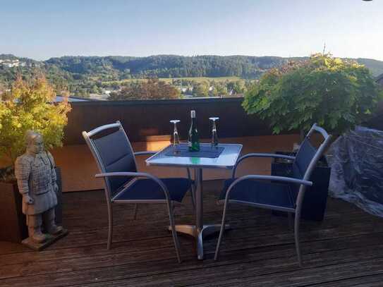 Ruhig gelegene einzigartige 5 Zimmer Wohnung in Toplage mit Panoramablick ins Ammertal