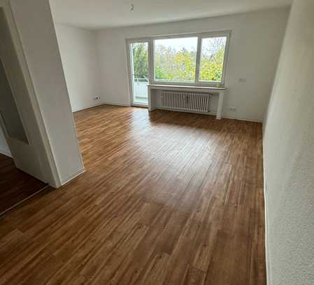 Schöne 3-Zimmerwohnung mit Balkon in Mülheim Saarn