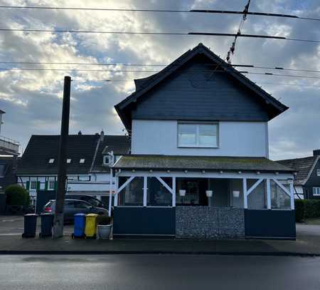 Wunderschöne Etagenwohnung im traumhaften Solingen Widdert