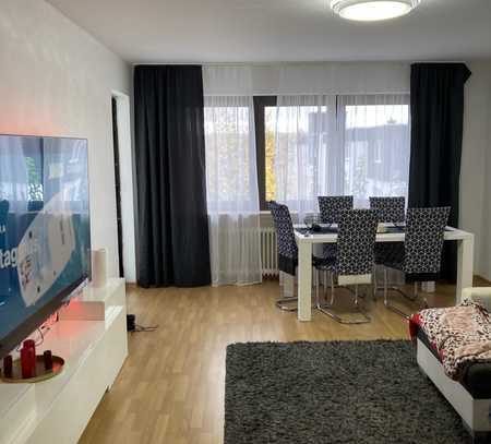 tolle helle 3 Zi- Wohnung mit Balkon