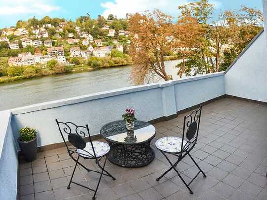 Schicke Altbauwohnung mit Blick auf den Neckar inkl. Einbauküche