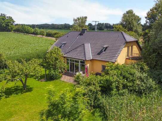 Traumhaftes Architektenhaus in idyllischer, ruhiger Lage