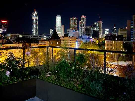 Stylisches 2-Zi.-Apartment mit Dachterrasse und Skylineblick