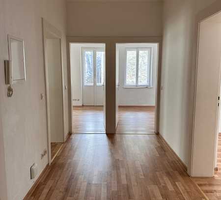 Sehr schöne 4-Zimmerwohnung mit Balkon in der Innenstadt von Görlitz