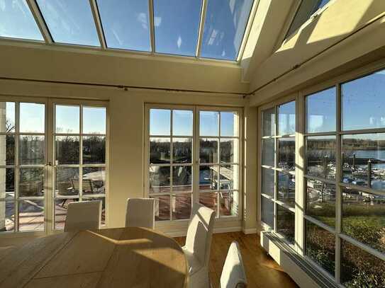 Sensationelle Maisonettewohnung mit Blick auf den Yachthafen und auf die Groov