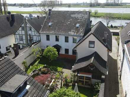 Legen Sie Ihr Geld in Hitdorf am Rhein an.