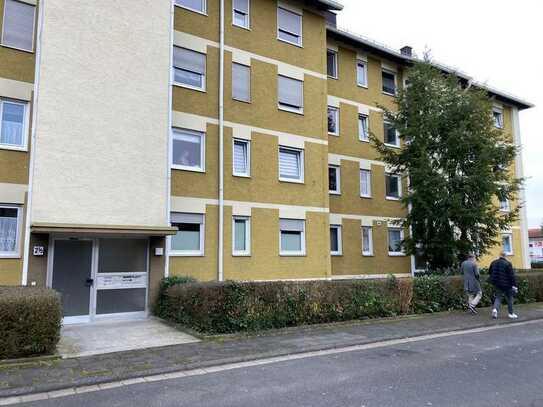 3-Zimmer-Erdgeschosswohnung mit Balkon und Garten in Karlstein am Main