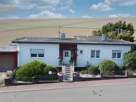 Freistehendes EFH in Feldrandlage mit Fernblick