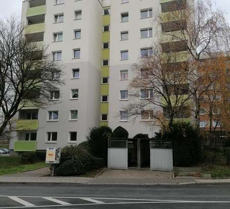 3 Zimmer mit Balkon, neuester Heiztechnik im 6.OG mit Aufzug