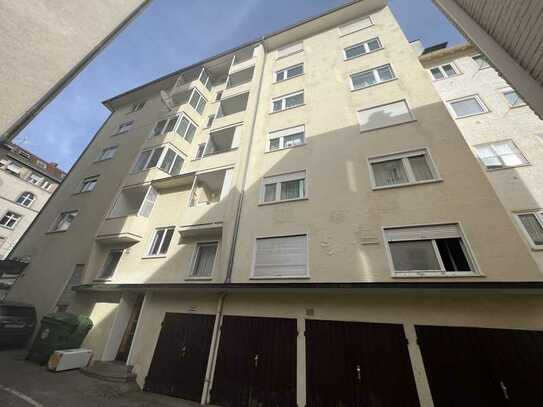Vollständig renovierte Wohnung mit Balkon im Stuttgarter Westen