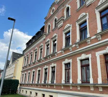 Helle 2-Raum Wohnung mit Tageslicht Badezimmer und Süd Balkon