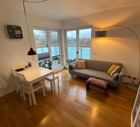 Schöne 2-Zimmer Penthouse-Wohnung im Nordend