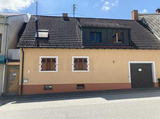 Preiswertes, gepflegtes 7-Raum-Haus in Glan-Münchweiler