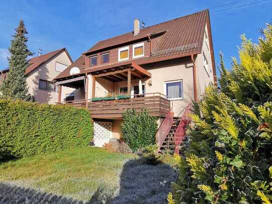 Familienfreundliches Zuhause mit tollem Garten