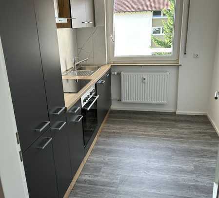 Geschmackvolle 2-Raum-Wohnung mit luxuriöser Innenausstattung mit Balkon und EBK in Ehingen (Donau)