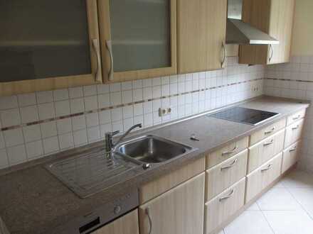 Erding: Schöne 2-Zimmerwohnung in zentraler u. ruhiger Lage mit Terasse u. Garten