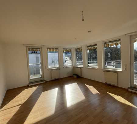 helle Wohnung mit drei Terrassen in Siegen zu vermieten