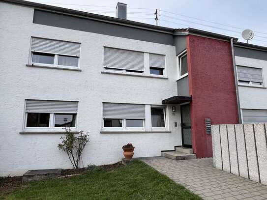 Stilvolle 3-Zimmer Erdgeschosswohnung mit Balkon in Backnang