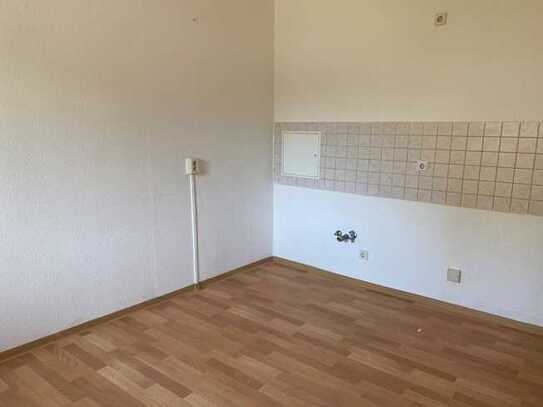 1-Raum-Wohnung mit Wanne