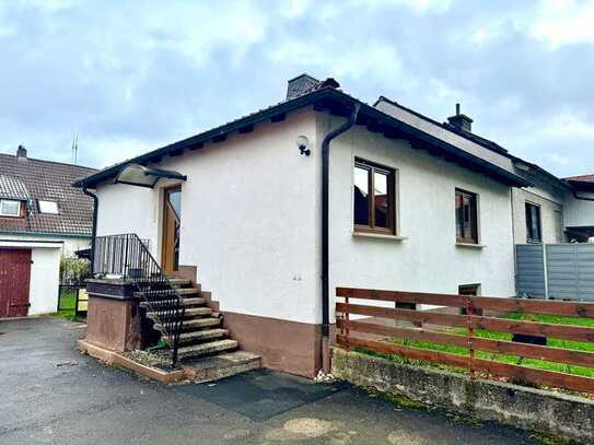 Solides Einfamilienhaus mit Garten in ruhiger Lage von Redwitz a. d. Rodach