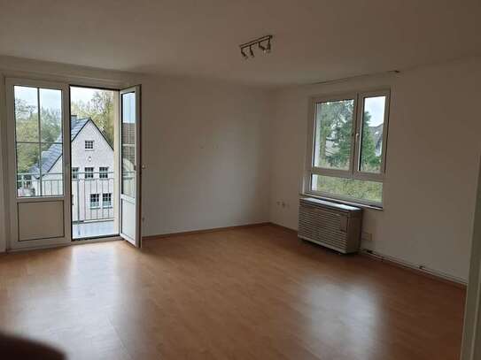 Freundliche 1,5-Zimmer-Wohnung mit Balkon in Recklinghausen City