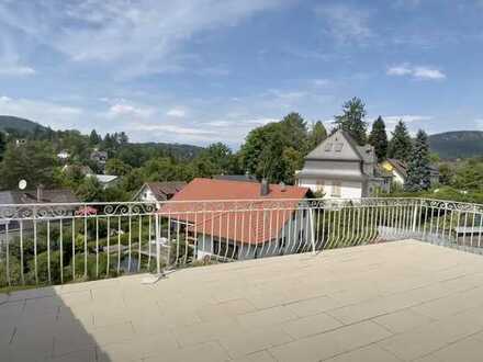 Luxuriöse, attraktive Dachgeschoss-Wohnung mit großer Dachterrasse - Toplage von Baden-Baden
