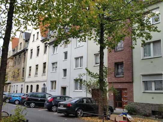 Schöne frisch sanierte 2-Zimmer-Wohnung in Köln-Humboldt