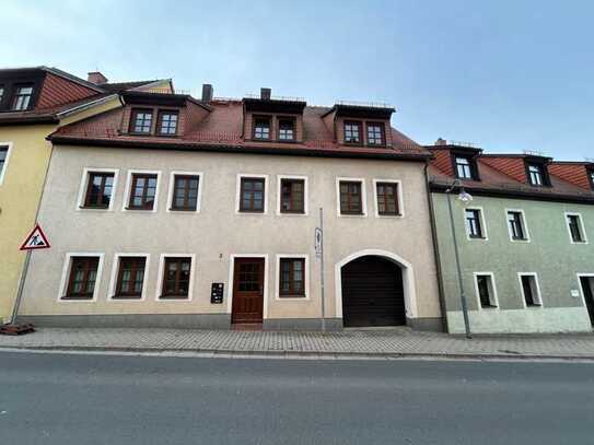 TOP BEZUGSFREI! Charmante, helle 2-Zimmer-Wohnung mit Balkon in Dippoldiswalde zu verkaufen!!!