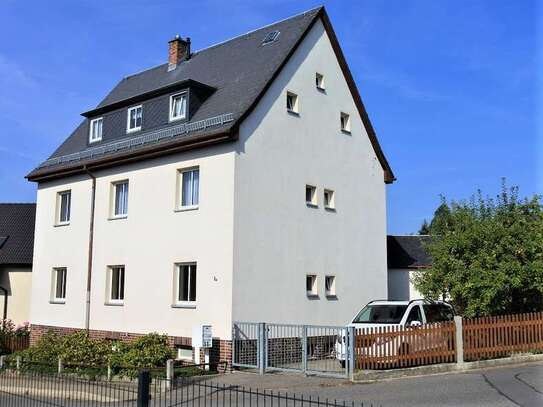 3-Raum-Wohnung in einem Zweifamilienhaus zu vermieten.