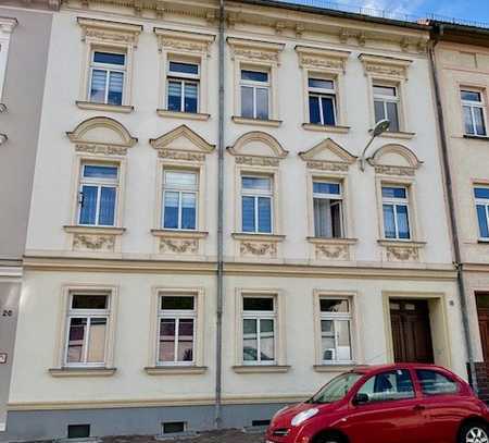 Frisch renovierte 3-Zimmer-Wohnung mit Balkon im 1. Obergeschoss