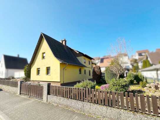 Wohnen wo andere Urlaub machen. Gepflegtes Familienhaus mit ideenreichem Potenzial in idyllischer La