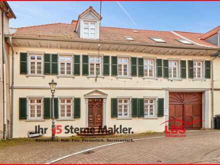 Repräsentatives Anwesen Wohnhaus mit Praxis oder Büro