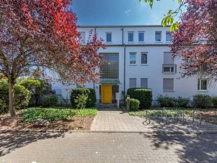 charmante 2 Zimmerwohnung mit großem Sonnenbalkon in Ruhiglage