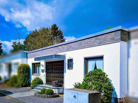 Flachdachbungalow mit tollem Gartengrundstück in ruhiger Lage