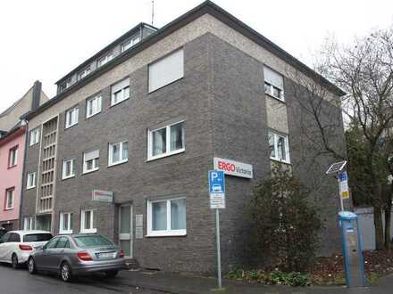 Attraktive kleine 2-Zimmer-DG-Wohnung in der Innenstadt MG (Oberstadt)