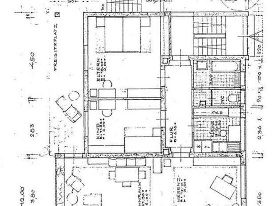 Charmante großzügige 3 Zimmerwohnung im EG mit EBK, großer Terrasse & eingezäunter Garten