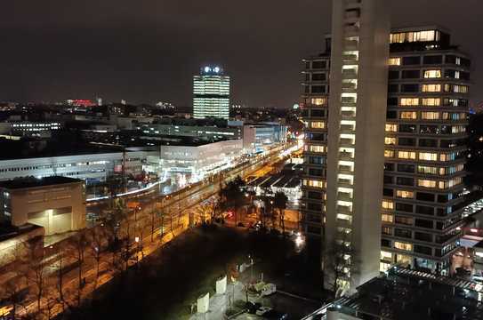 Zur Selbstnutzung oder Kapitalanlage - 2-Zi.-Whg mit Balkon, Weitblick & Tiefgarage