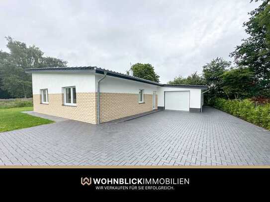 ** Top-Bungalow mit Schrägdach und Garage – Modernes Design trifft Komfort! **